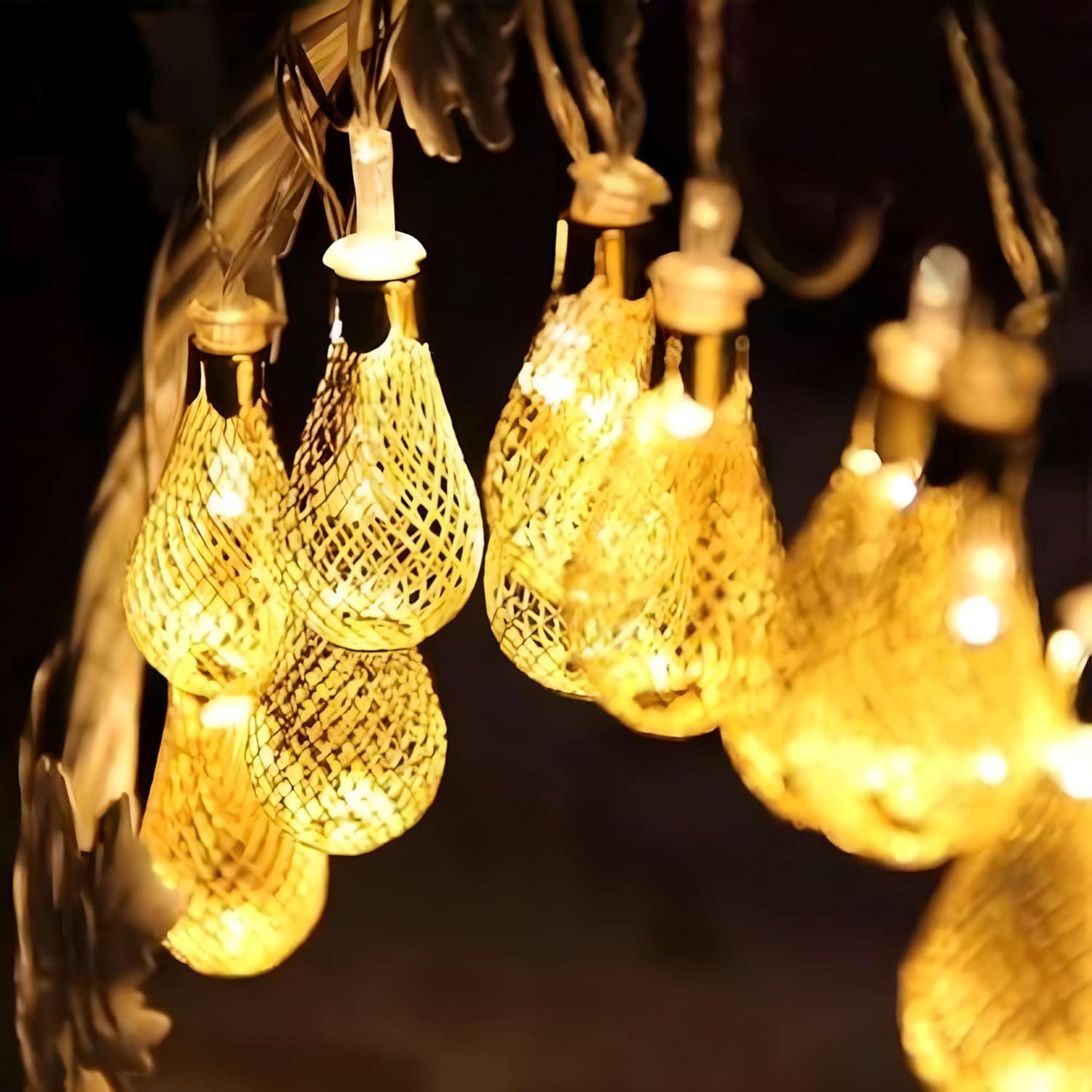 3m 14 LED's Golden Waterdrop Light Warm White - Image 2